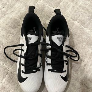 Nike lacrosse huarache 7 white/black cleats size 6